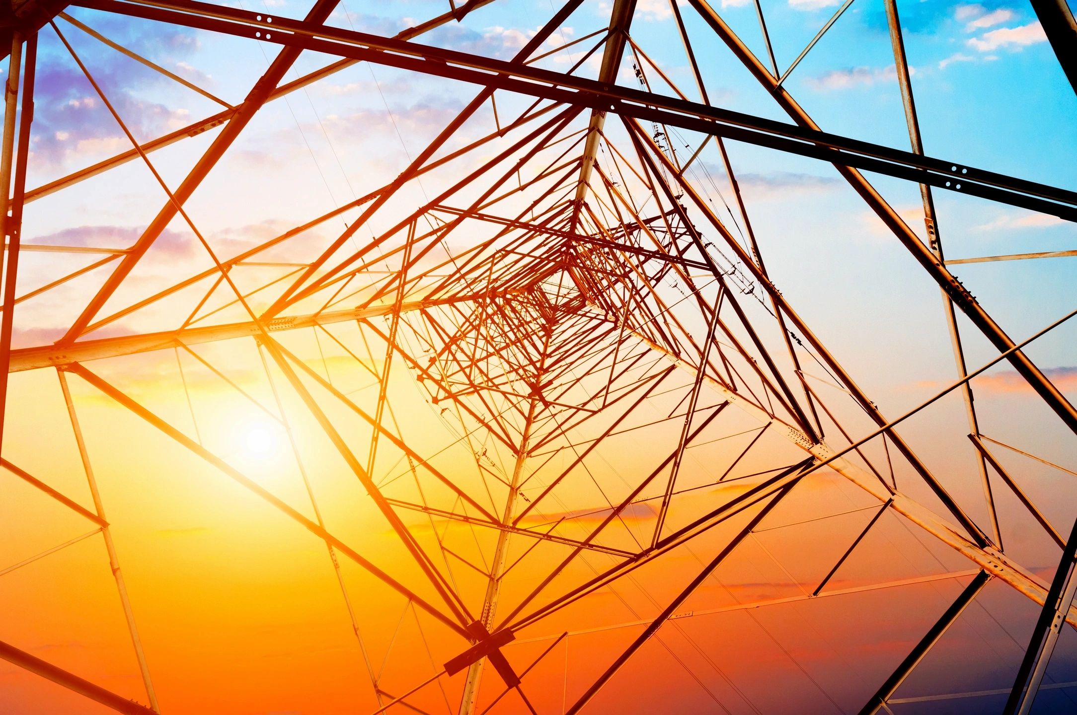 The Latest Impacts of Grid Strain, Microgrids, and Other Trends Affecting the Utility Industry